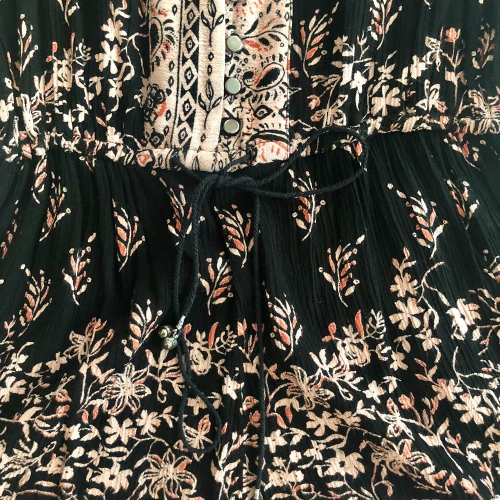 Urban Outfitters Boho Romper - Picture 5 of 7